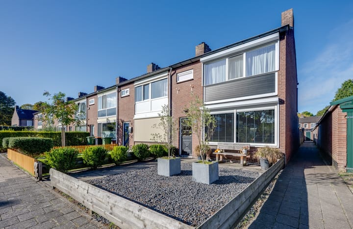 Strijenstraat 13 in Rijen