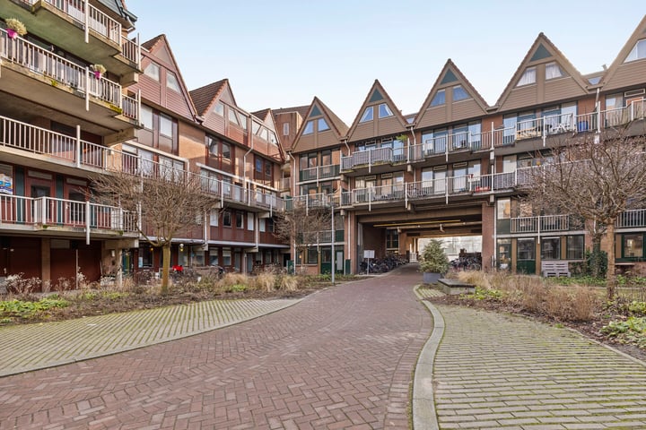 Photo of property Stroveer 290, Rotterdam
