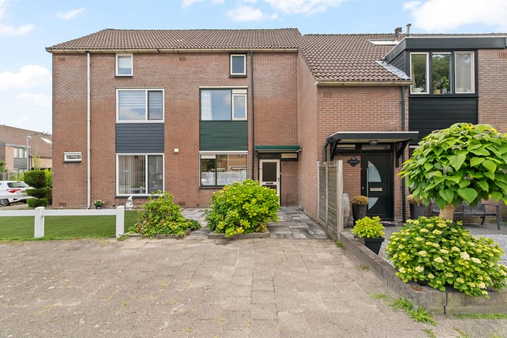 Struikheide 17 in Rotterdam