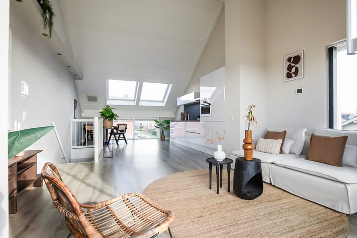 Photo of property Stuurboordstraat 16, Kudelstaart