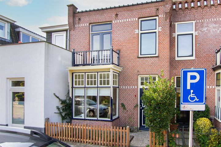 Sumatrastraat 1 in Haarlem