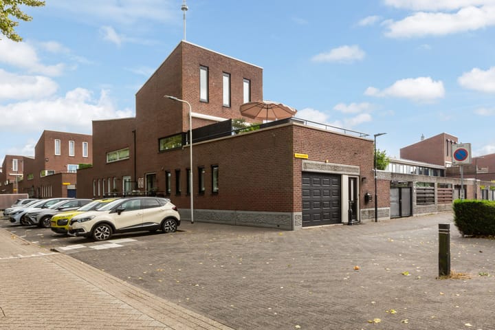 Surinamehof 1 in IJsselstein