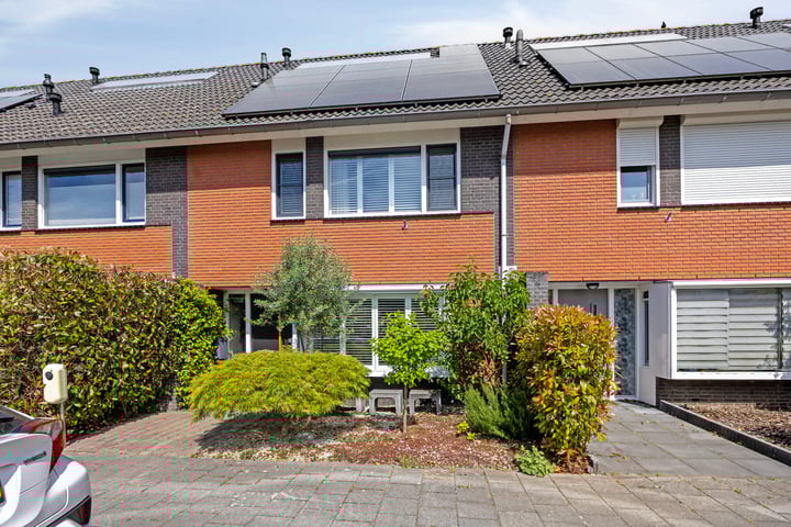 Sustenpas 5 in Eindhoven