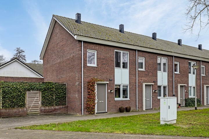 Suurhoffstraat 38 in Helmond