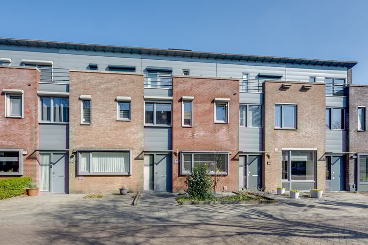 Photo of property Suze Groenewegstraat 24, Rijen