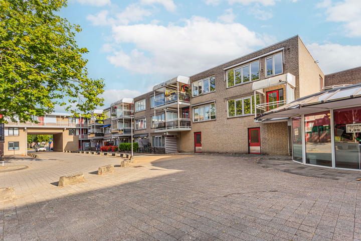 Photo of property Suze Groenewegstraat 46, Tiel