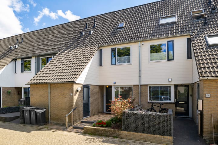Suze Robertsonstraat 76 in Ede