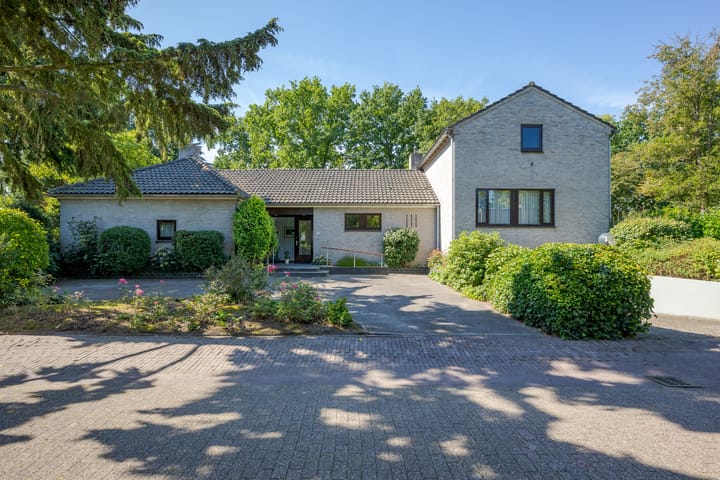 Photo of property Swagermanweg 3, Voorschoten