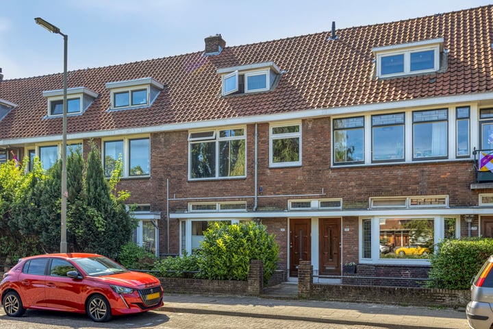 Swammerdamsingel 73B in Schiedam