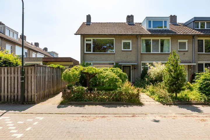 Photo of property Swidbertstraat 22, Waalre
