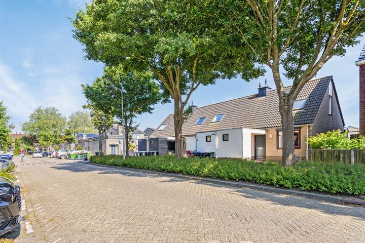 Symfonielaan 7 in Spijkenisse