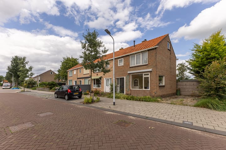 't Hoenstraat 2A in Westzaan