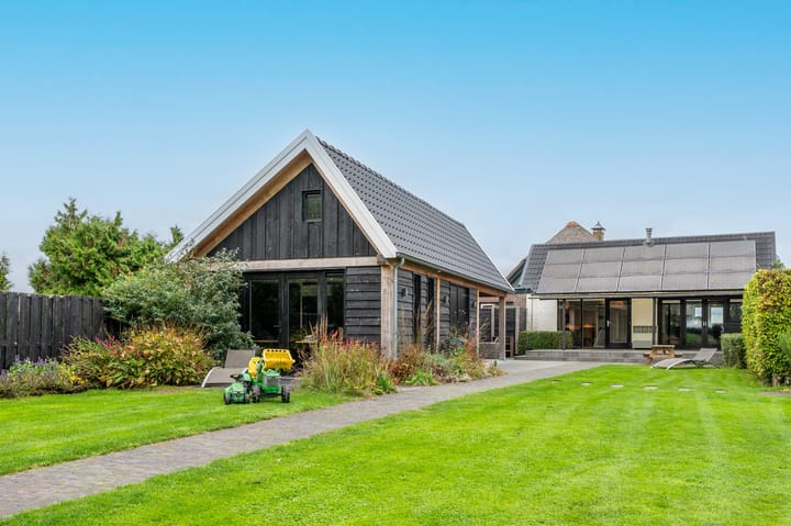 't Oeverstraat 13 in Putten