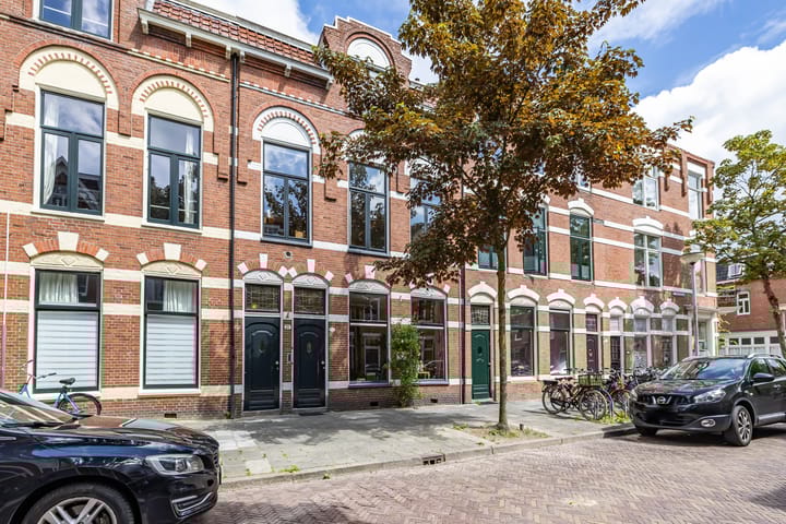 Taco Mesdagstraat 21 in Groningen