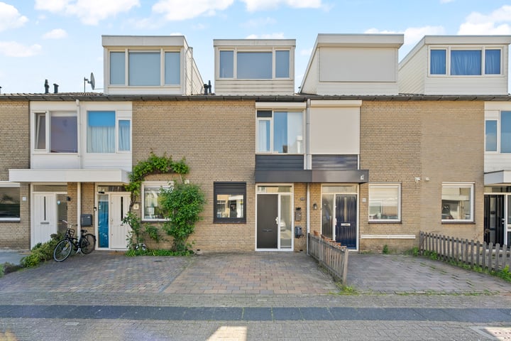 Tafelbaai 17 in Capelle aan den IJssel photo
