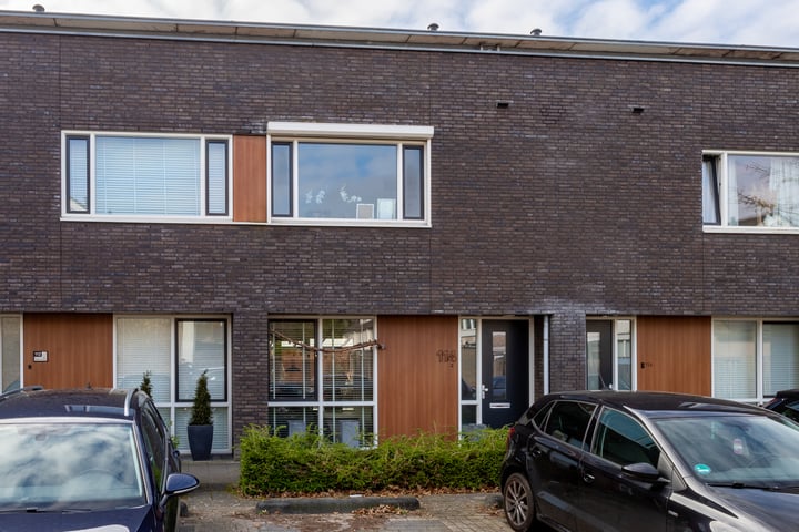 Photo of property Tamboerijnstraat 114, Helmond