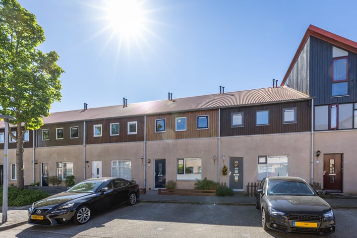 Tarantellastraat 30 in Almere foto