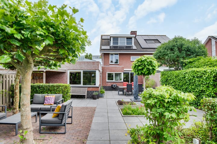 Photo of property Tarweakker 20, 's-Hertogenbosch