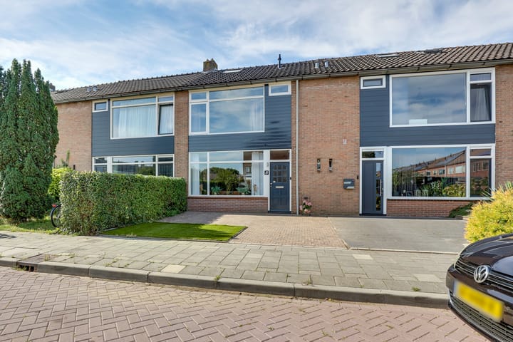 Teding van Berkhoutstraat 5 in Kampen