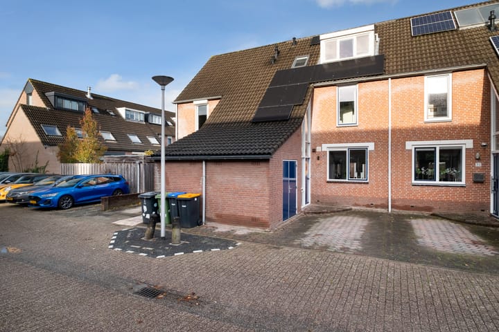 Photo of property Teenschillerlaan 32, IJsselstein