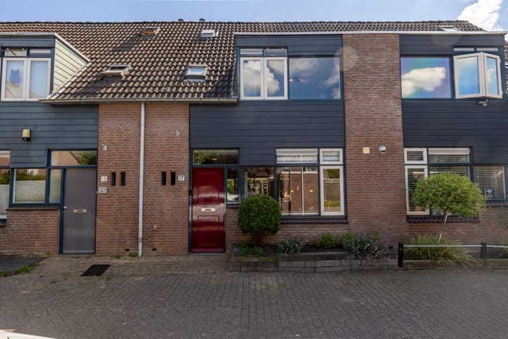 Ten Busschekamp 17 in Zwolle foto