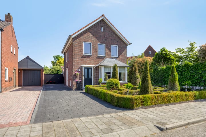 ten Vaarwerkstraat 12 in Haaksbergen