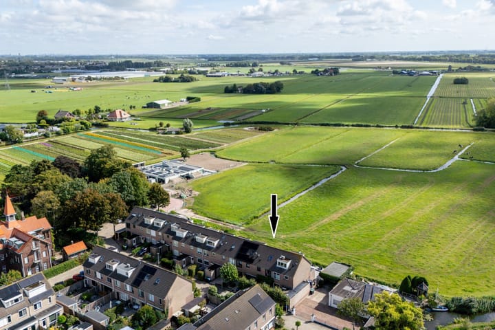 Ter Beek 6 in Lisse