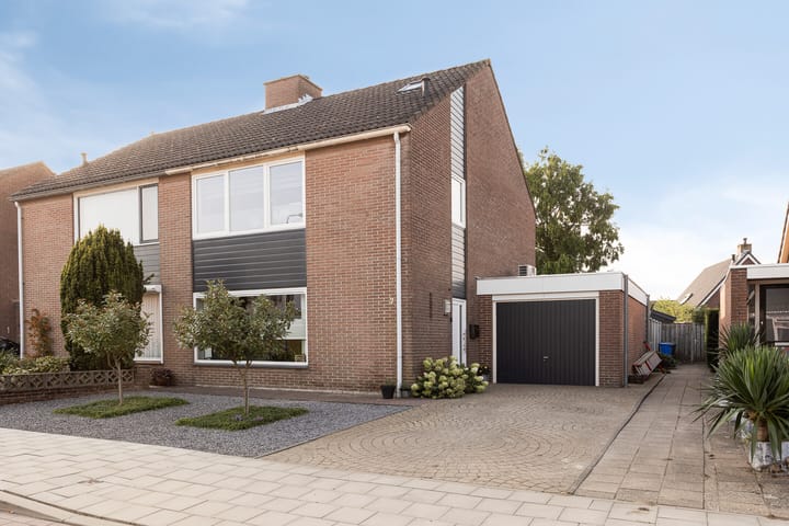 Photo of property Ter Hagenstraat 7, Zuiddorpe