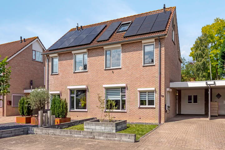 Photo of property Teresaplein 19, Zetten
