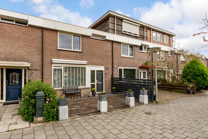 Terneuzenstraat 10 in Almere foto