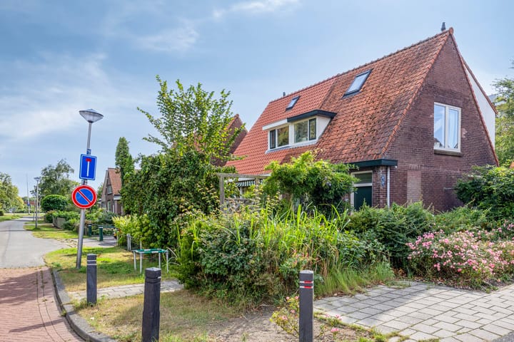 Foto van woning Terpsingel 11, Spijkenisse