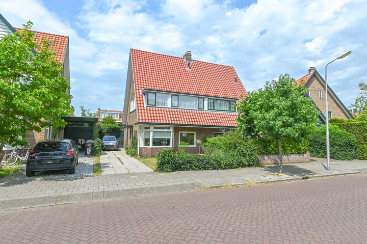 Photo of property Terrasweg 58, Santpoort-Noord