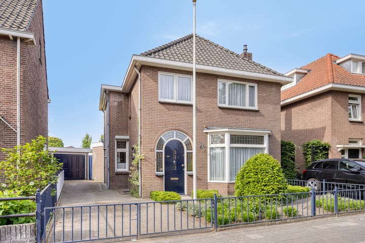 Photo of property Teugenaarsstraat 21, Oss