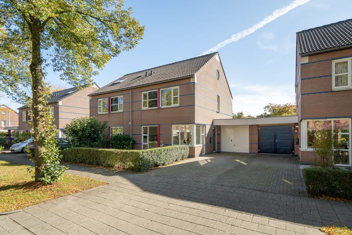 Thérèse Schwartzelaan 8 in Enschede foto