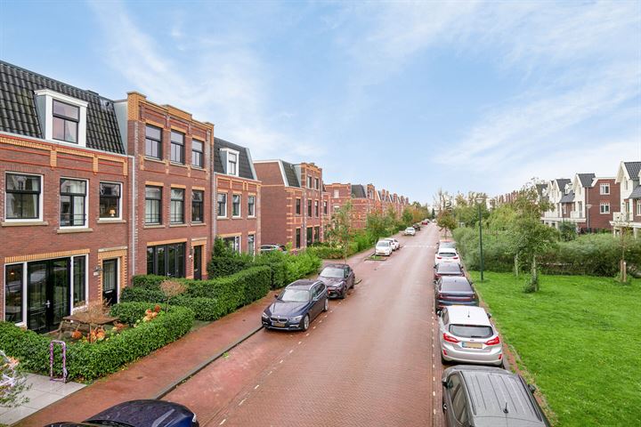 Thomas Mannsingel 150 in 's-Gravenhage