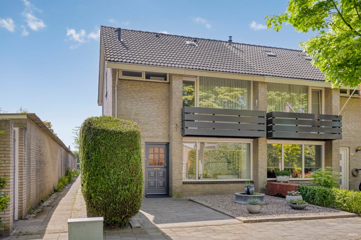 Photo of property Thorbeckelaan 72, Son en Breugel