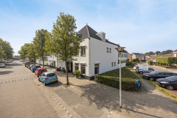 Thornerstraat 2 in Sprundel photo