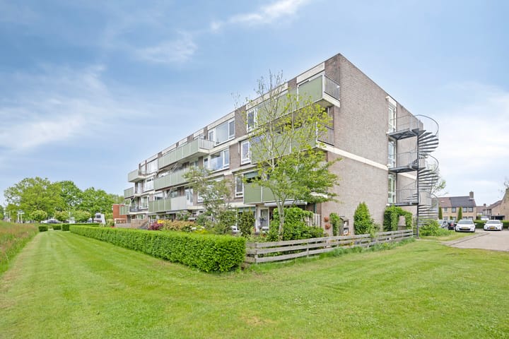 Tichelwerkstraat 68 in Hoogeveen photo
