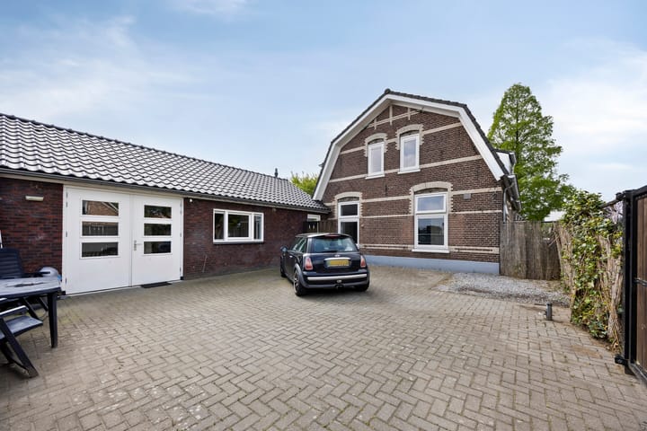 Tielsestraat 9f in Valburg