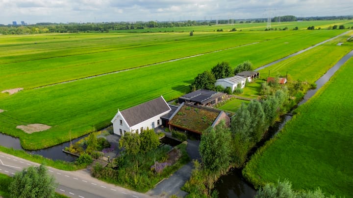 Tiendweg-West 32 in Lekkerkerk foto