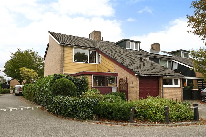 Tijm 16 in Huizen