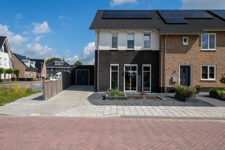 Tijm 44 in Westerhaar-Vriezenveensewijk foto