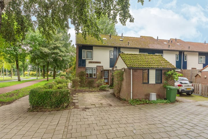 Tilburgweg 1 in Arnhem photo