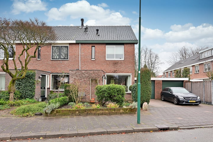 Titus Brandsmastraat 25 in Soest