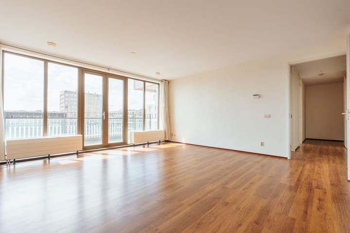 Titus van Rijnstraat 286 in Amsterdam foto