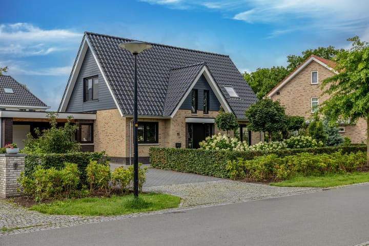 Tjeenk Willinkstraat 11 in Deventer foto