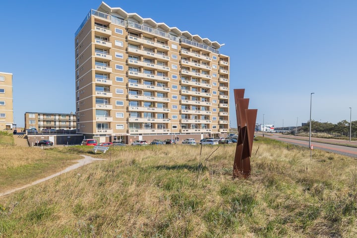 Photo of property Tjerk Hiddesstraat 37, Zandvoort