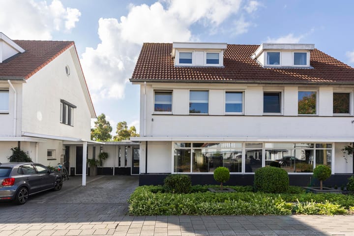 Toermalijnstraat 5 in Helmond foto