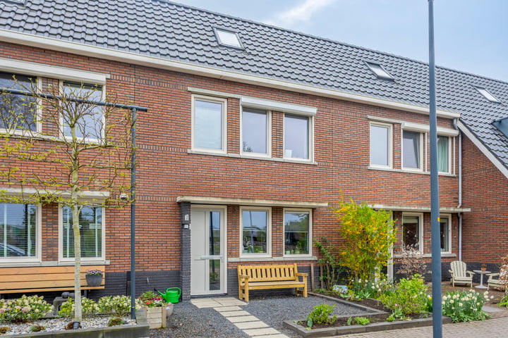 Tolhek 38 in IJsselmuiden