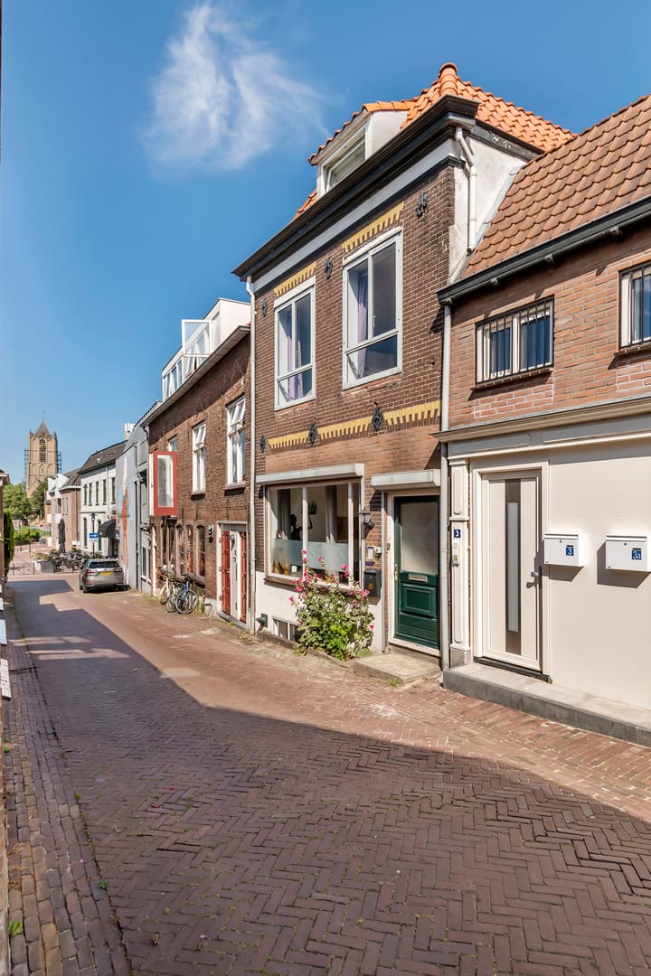 Tolhuiswal 1 in Tiel
